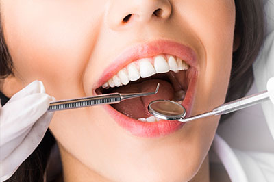 Comfort Care Dental | Extractions, Teeth Whitening and Sports Mouthguards